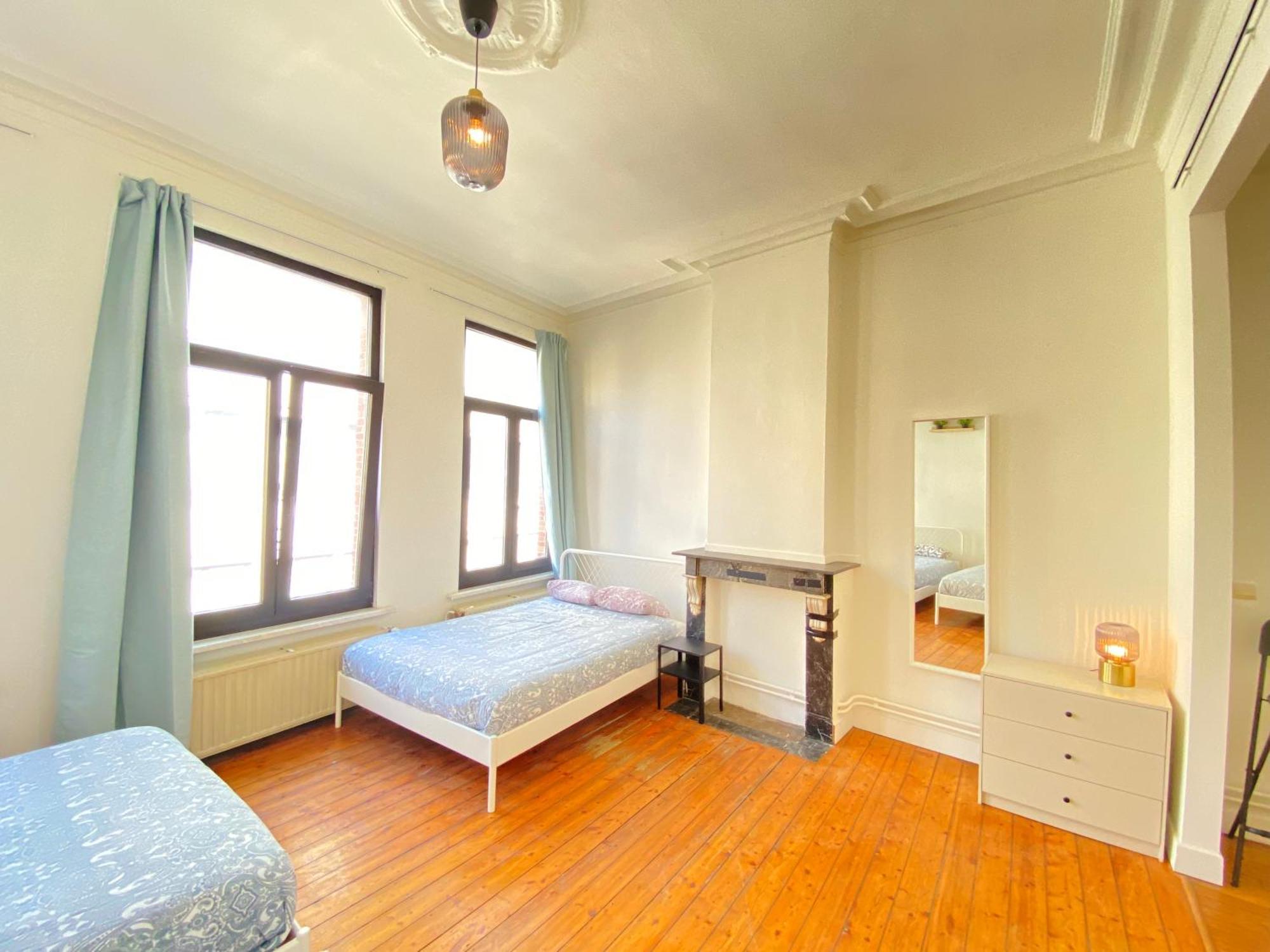 Authentic Apartments In The Center Of Antwerpen Exteriör bild