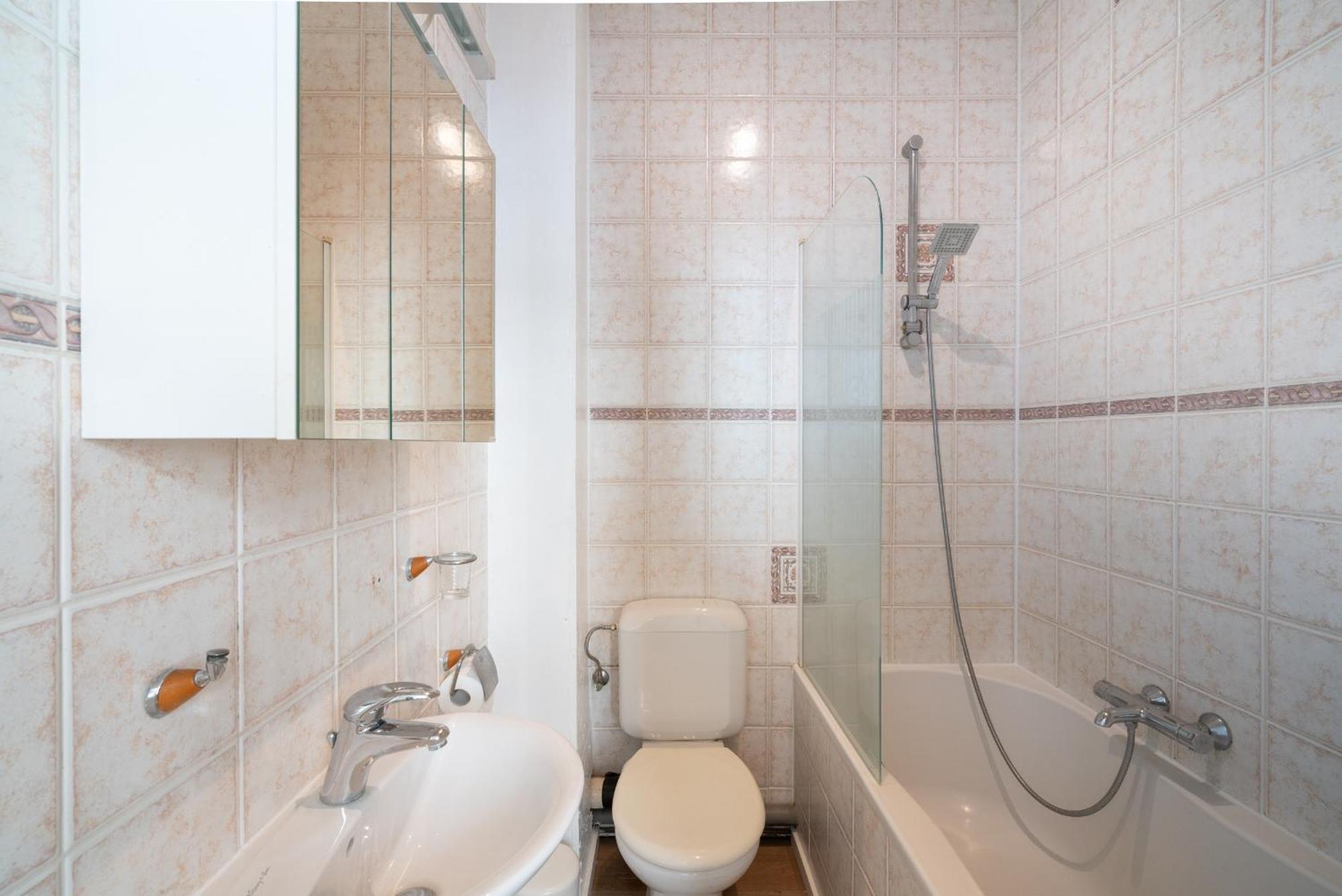 Authentic Apartments In The Center Of Antwerpen Exteriör bild