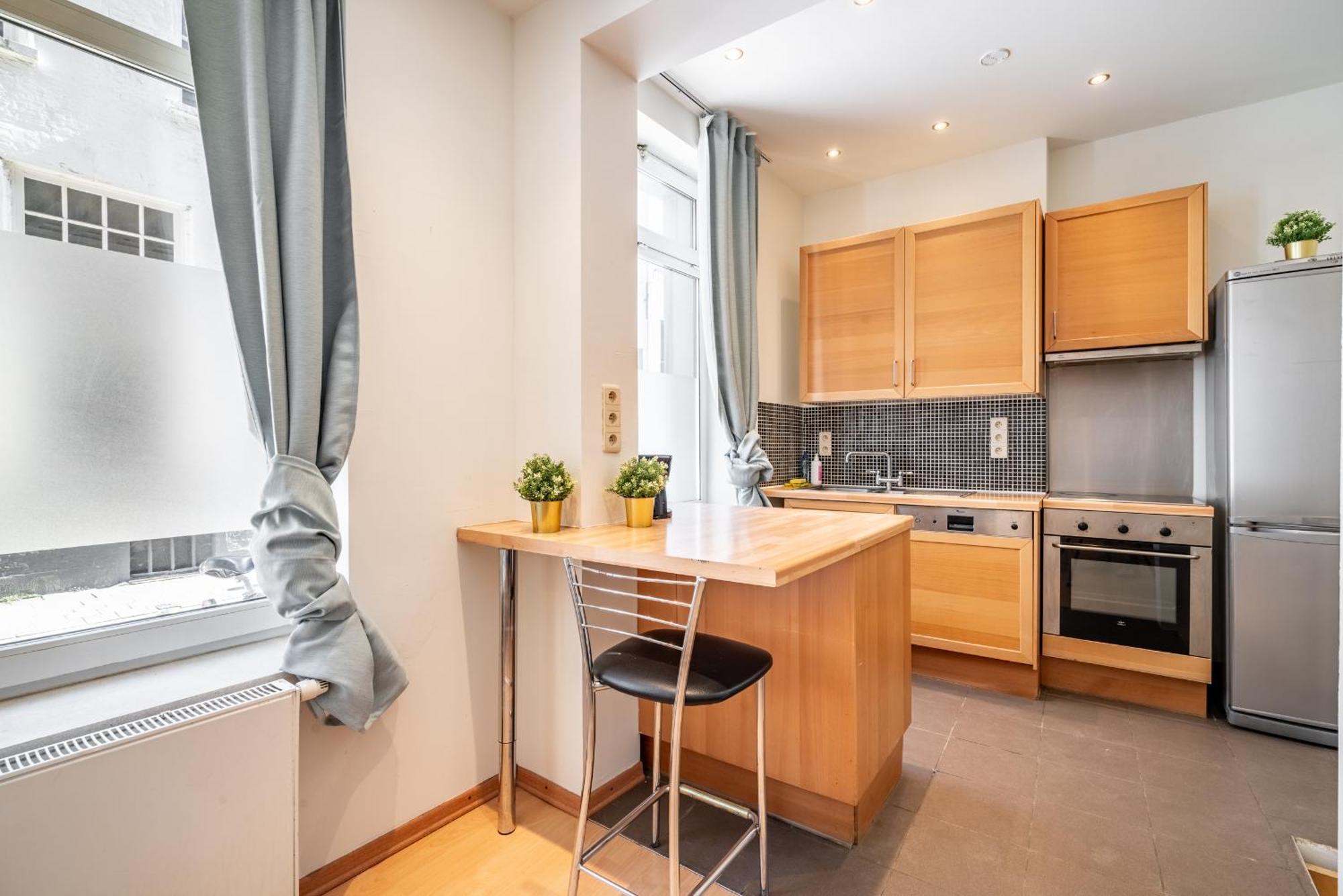 Authentic Apartments In The Center Of Antwerpen Exteriör bild