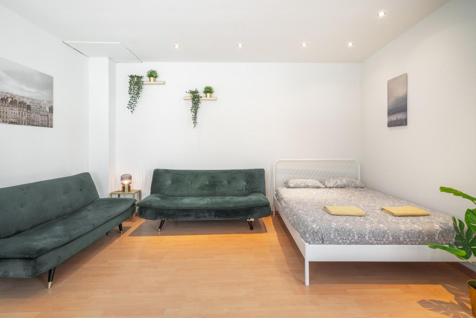Authentic Apartments In The Center Of Antwerpen Exteriör bild